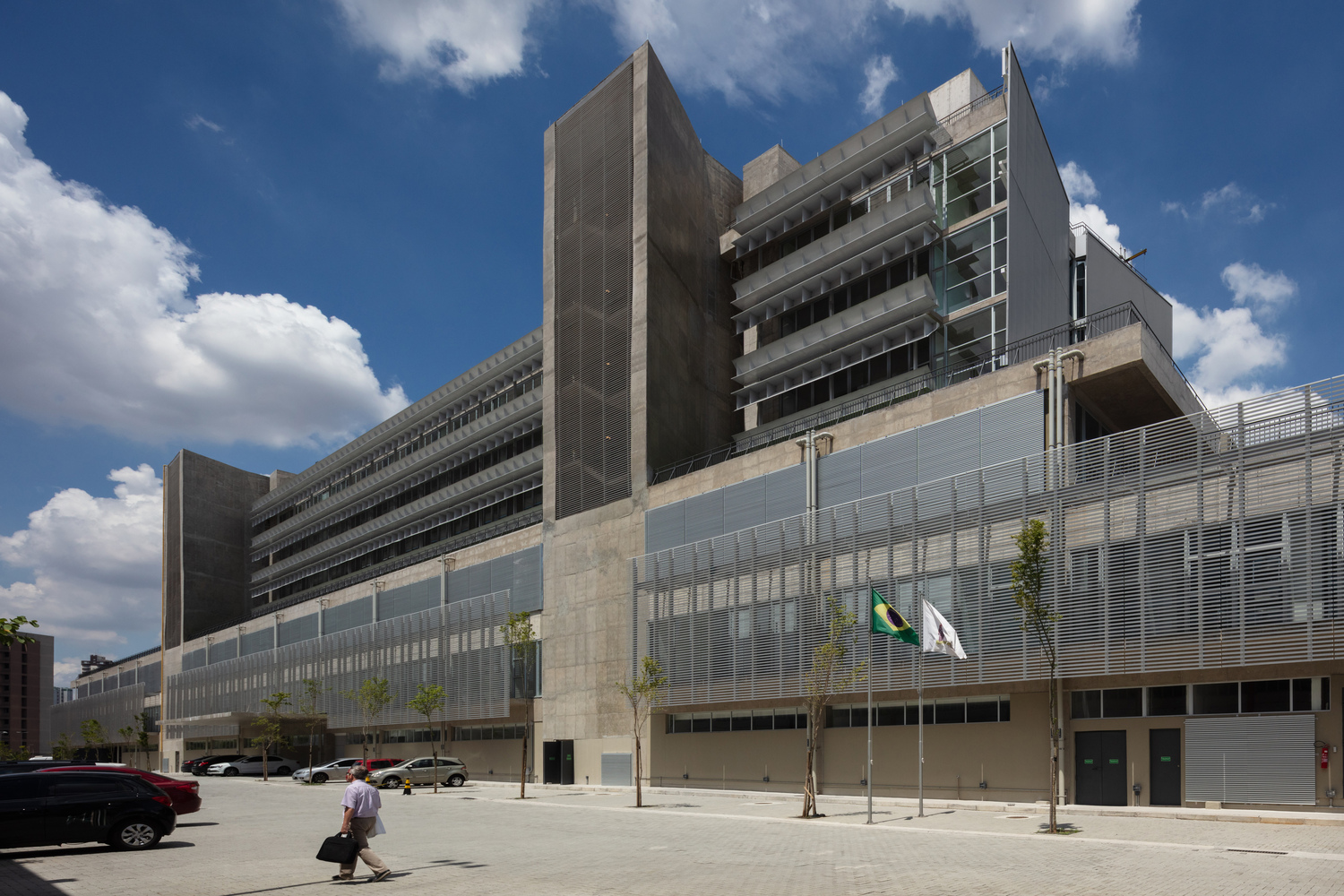 obra do ano vencedores spbr arquitetos primeiro lugar arquitetura construção Brasil hospital São Bernardo do Campo projeto