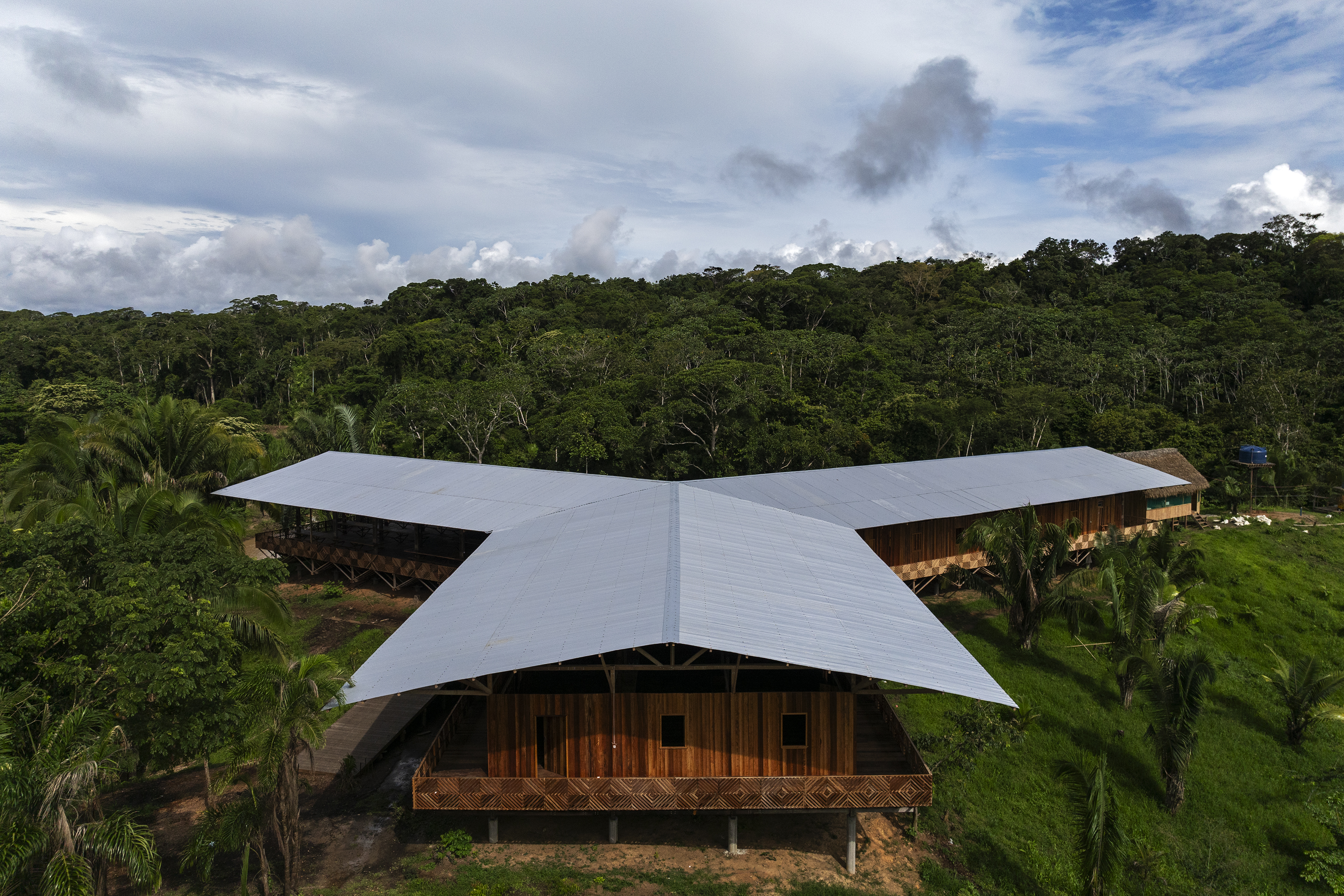 projeto Marcelo Rosenbaum; Aldeia Sagrada Yawanawa; Floresta Amazônica; Arquitetura ancestral; Arquitetura contemporânea